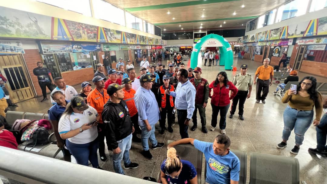 mas de 300 funcionarios de seguridad y prevencion desplegados en el terminal de maturin laverdaddemonagas.com whatsapp image 2024 02 09 at 4.50.11 pm 1