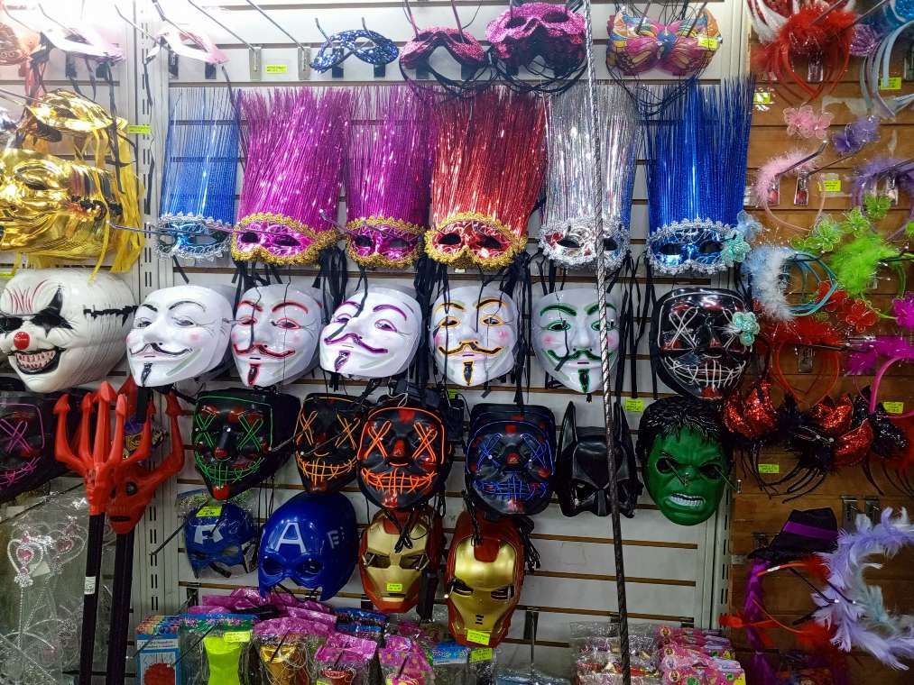 mercerias incrementaron ventas al son de carnaval laverdaddemonagas.com mascaras carnaval
