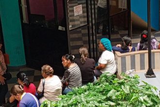 Usuarios piden mejoras en el servicio