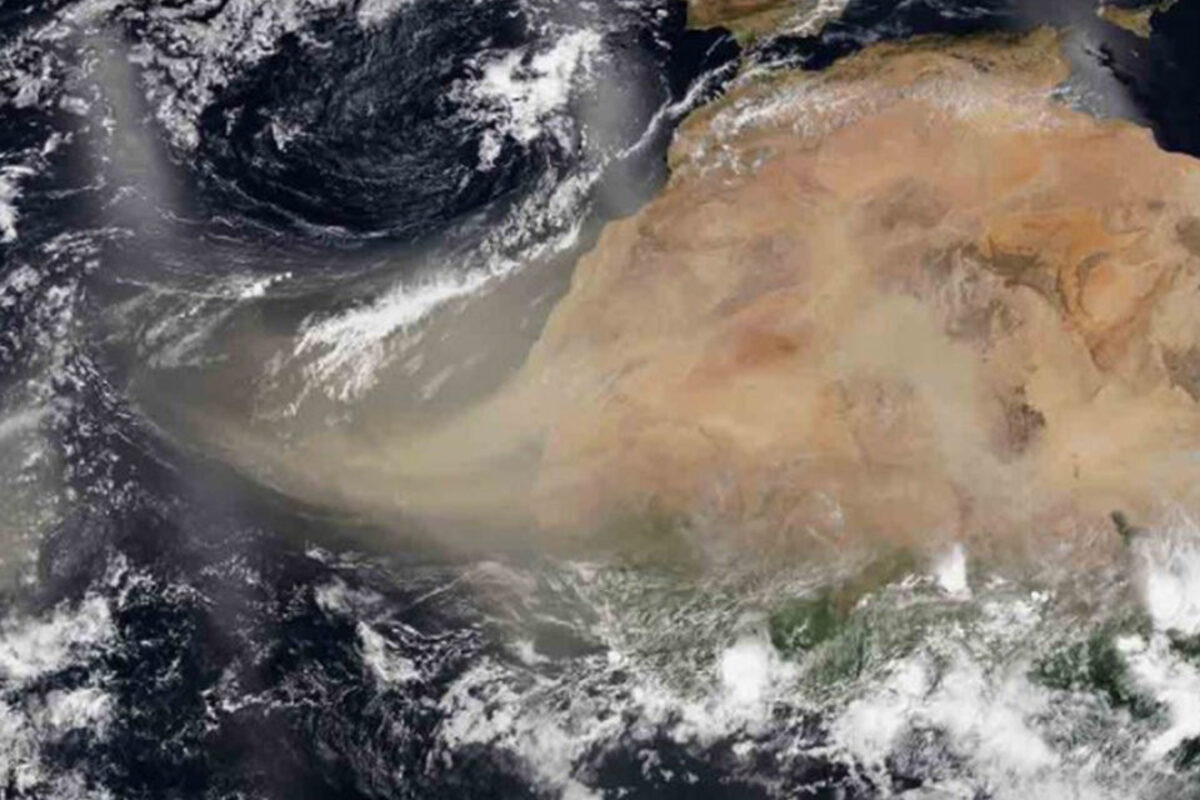 Polvo del Sahara se