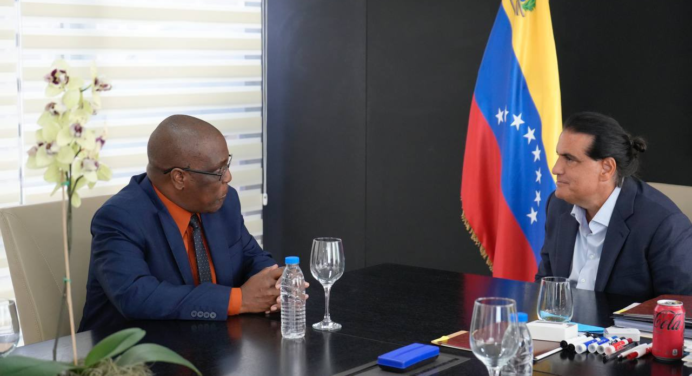 Venezuela y Zimbabue fortalecen cooperación económica