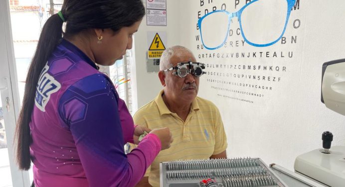 Alcaldesa Fuentes garantiza atención oftalmológica integral a maturineses