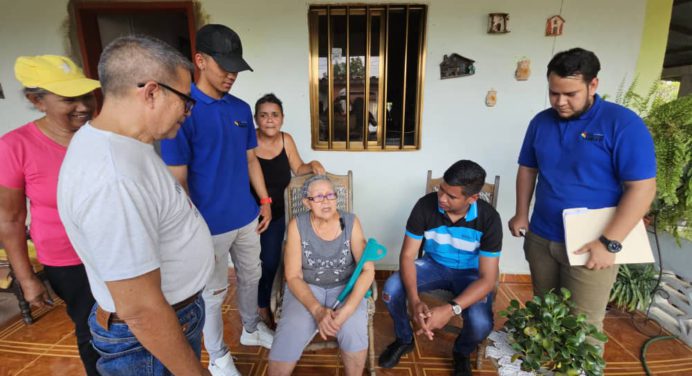 Alcaldía de Maturín entrega 11 ayudas en Jusepín a través del 1×10