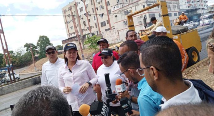 Comenzó plan de asfaltado en las principales avenidas de la ciudad