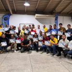 Los asistentes recibieron certificados