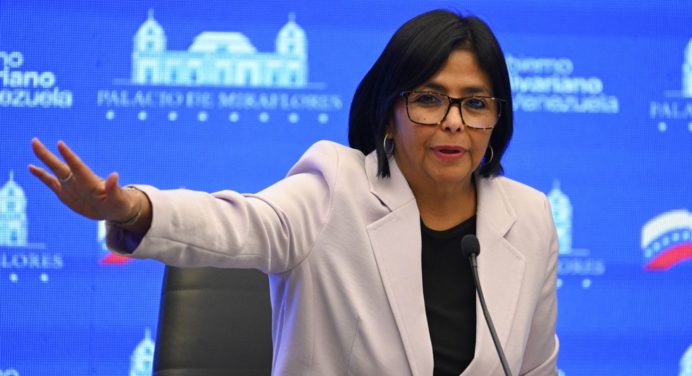 Delcy Rodríguez señala a la oposición de querer vandalizar los servicios públicos