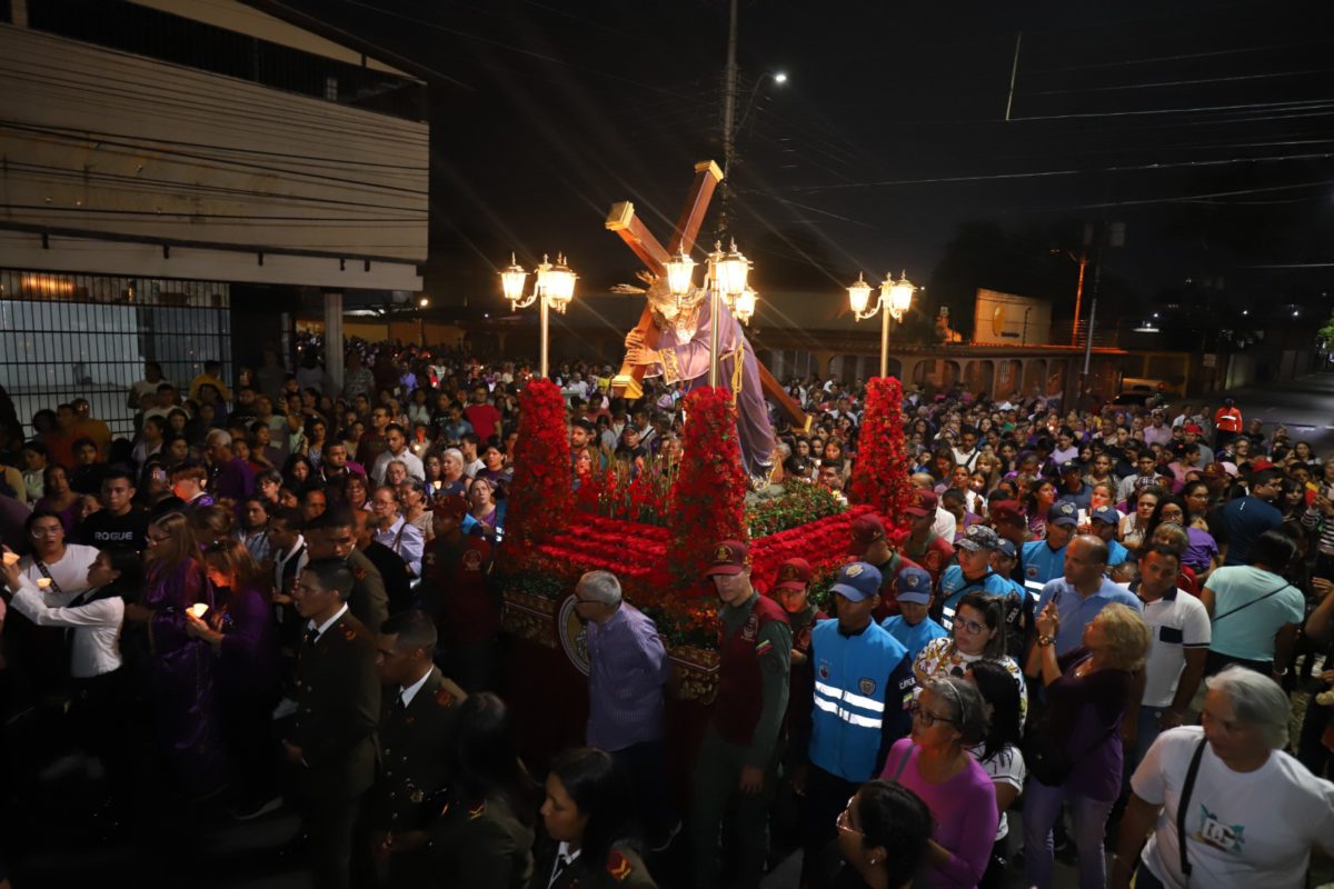 devocion y fe cristiana demuestran monaguenses en esta semana mayor laverdaddemonagas.com procesion2