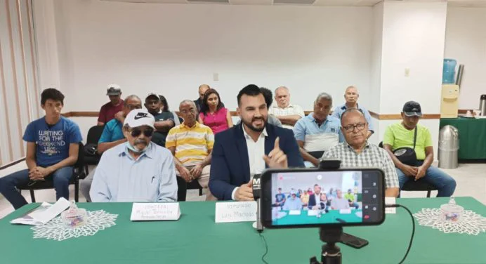 Diputado Luis Machado hace pública su renuncia a VP