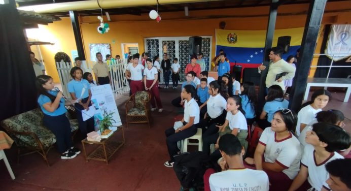 Estudiantes de la U.E.P. Madre Teresa de Calcuta realizaron cierre de proyectos