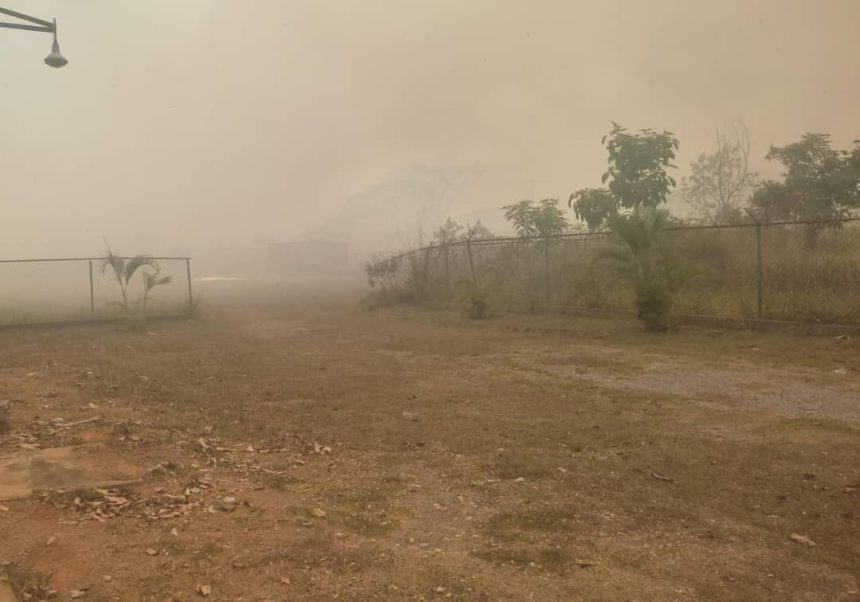 Incendio forestal en los alrededores del Aeropuerto de Maturín