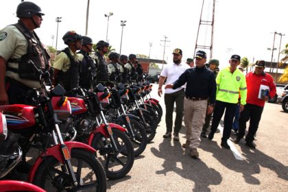 Ministro Ceballos Ichaso entregó 200 nuevas motocicletas