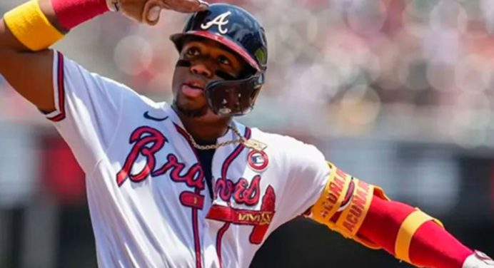 Ronald Acuña Jr. fue clave en la primera victoria de los Bravos de Atlanta