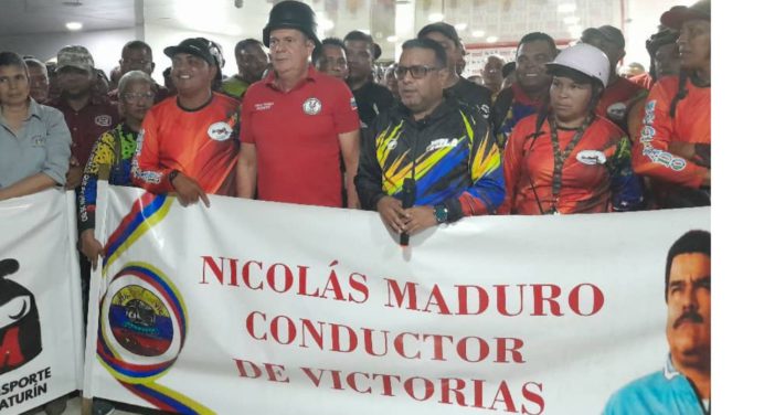 Transportistas de Monagas apoyan la candidatura de Nicolás Maduro