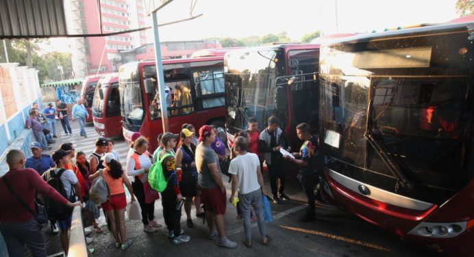 Terminales de Monagas listos para el retorno de los temporadistas