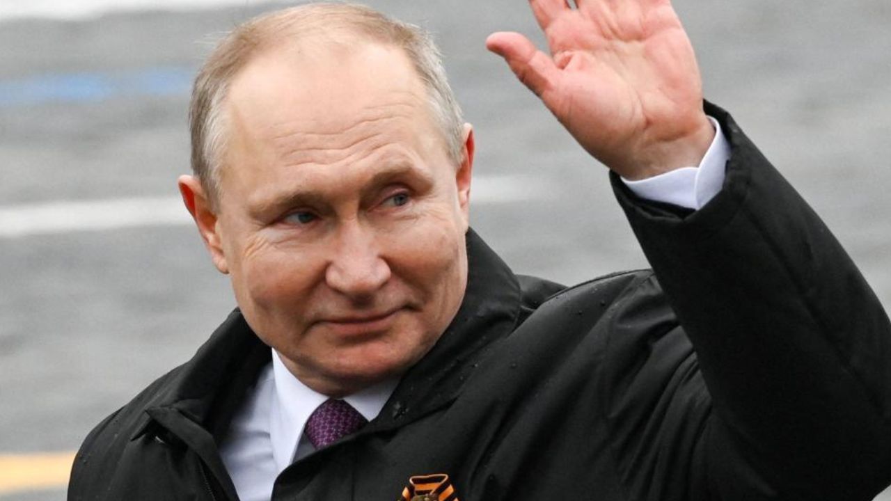 Vladímir Putin es reelegido