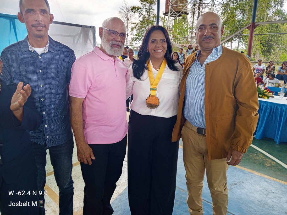 alcaldesa evelin martinez entrego informe de gestion en el municipio uracoa laverdaddemonagas.com informe 4