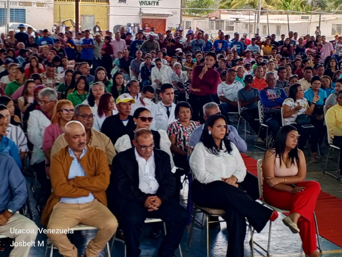 alcaldesa evelin martinez entrego informe de gestion en el municipio uracoa laverdaddemonagas.com informe2