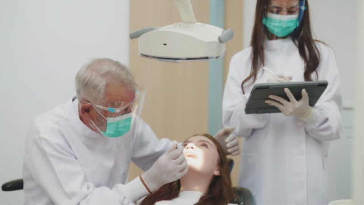 asistentes dentales
