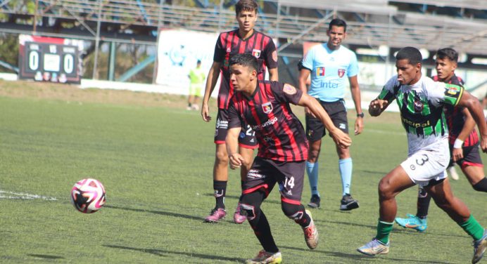 Atlético La Cruz no pudo de local y cayó frente a AIFI