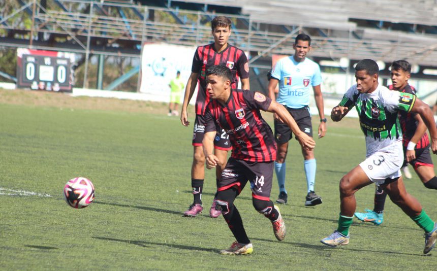 Atlético La Cruz no pudo de local