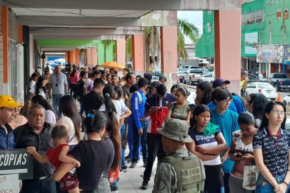 Ciudadanos piden que el proceso de inscripción para nuevos votantes sea alargado