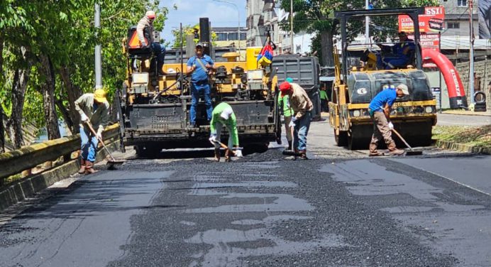 Con 4 mil 655 toneladas inician segunda fase de Plan de asfaltado en Maturín