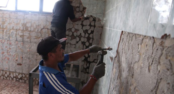 Inician recuperación del gimnasio de pesas del Polideportivo de Maturín