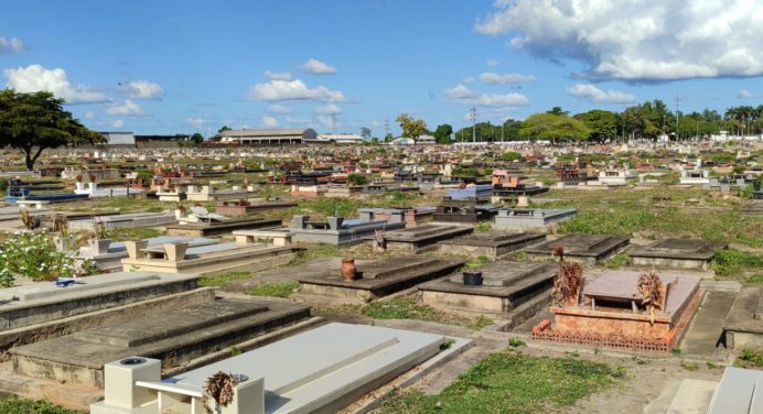 Alcaldía de Maturín acondiciona cementerios para el día de las Madres