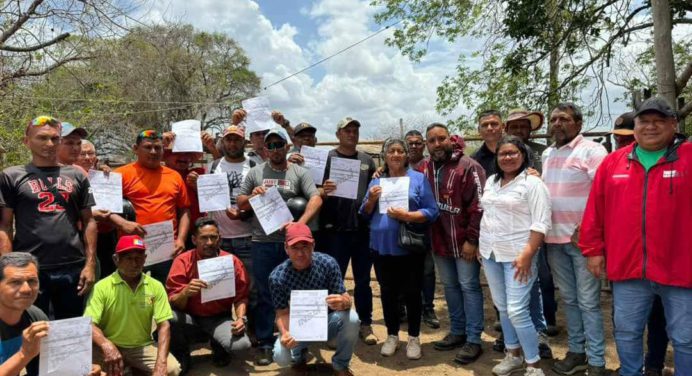 Entregados 56 certificados de vacunación contra la fiebre aftosa a productores en Cedeño