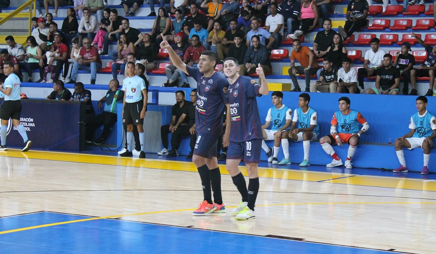 Monagas Futsal Club barrió a Gladiadores y subió al primer lugar