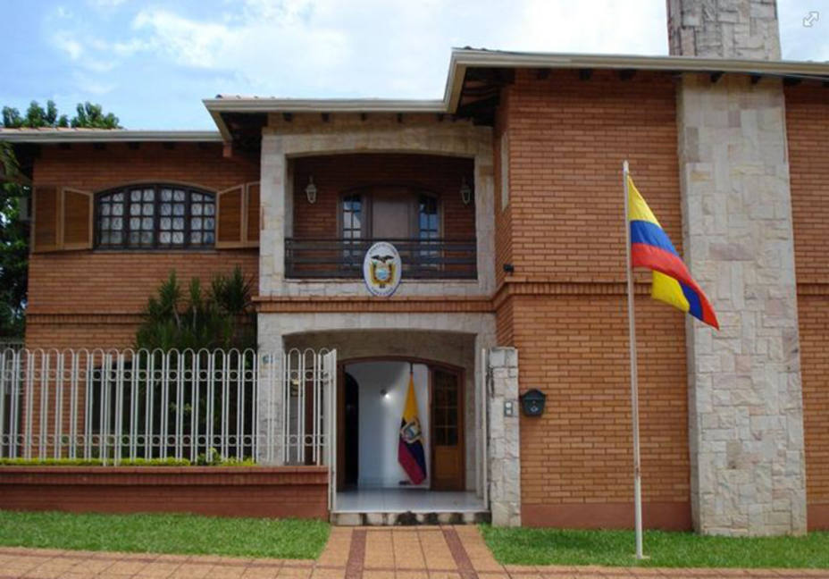 Presidente Maduro ordena el cierre de la Embajada y Consulado de Venezuela en Ecuador 2 presidente maduro ordena el cierre de la embajada y consulado de venezuela en ecuador laverdaddemonagas.com image 1