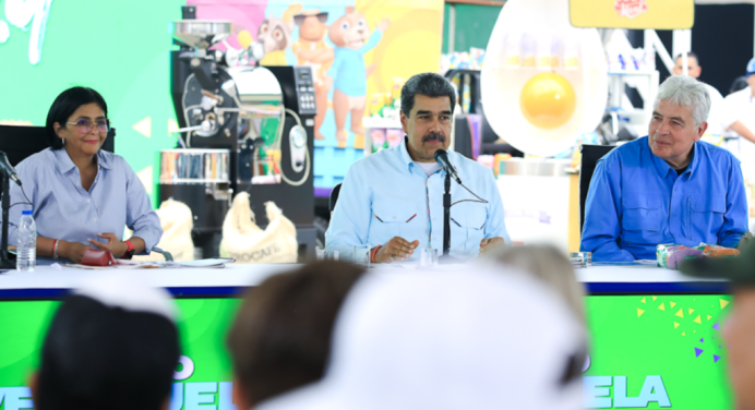 Presidente Maduro: Venezuela no necesita una licencia para crecer