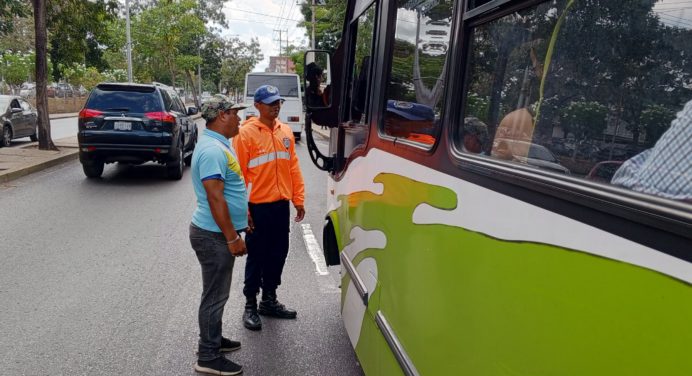 Alcaldía supervisó paradas del transporte público
