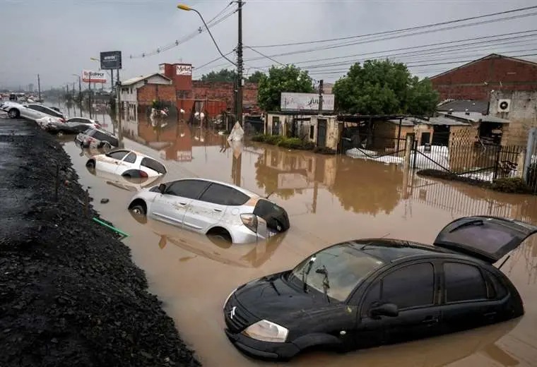 ayuda humanitaria a damnificados