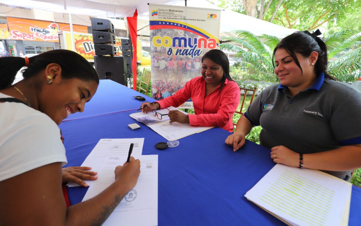 Comunas en Monagas firman convenios para ejecución de proyectos priorizados el 21-A 2 comunas en monagas firman convenios para ejecucion de proyectos priorizados el 21 a laverdaddemonagas.com comunas 2