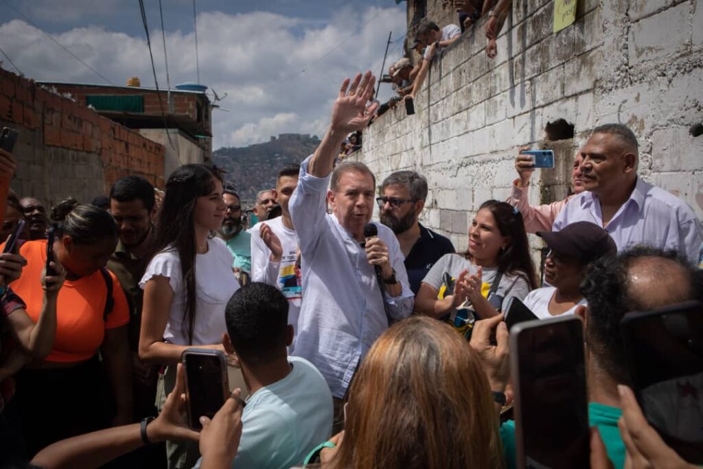 Edmundo González conversó