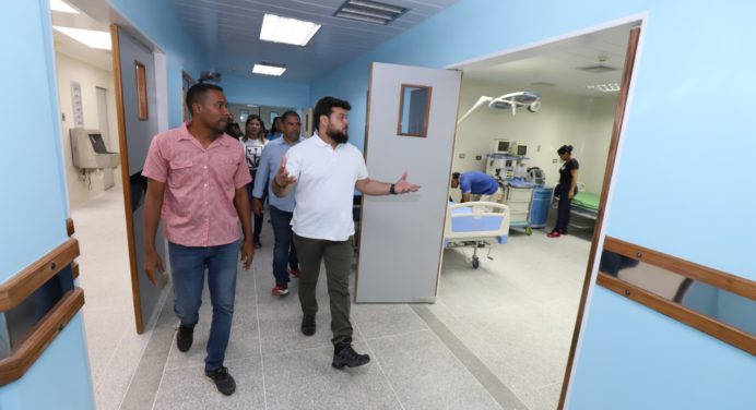 Gobernador Luna verifica la reconstrucción del hospital de Sotillo