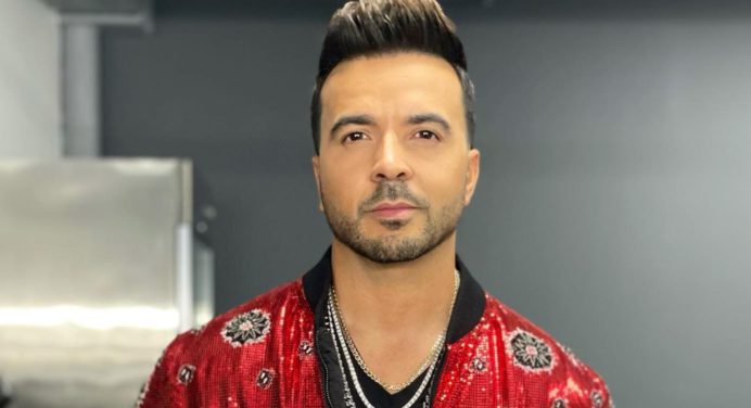 Luis Fonsi toma «un viaje emocional» al sacar un nuevo disco celebrando sus 25 años de carrera