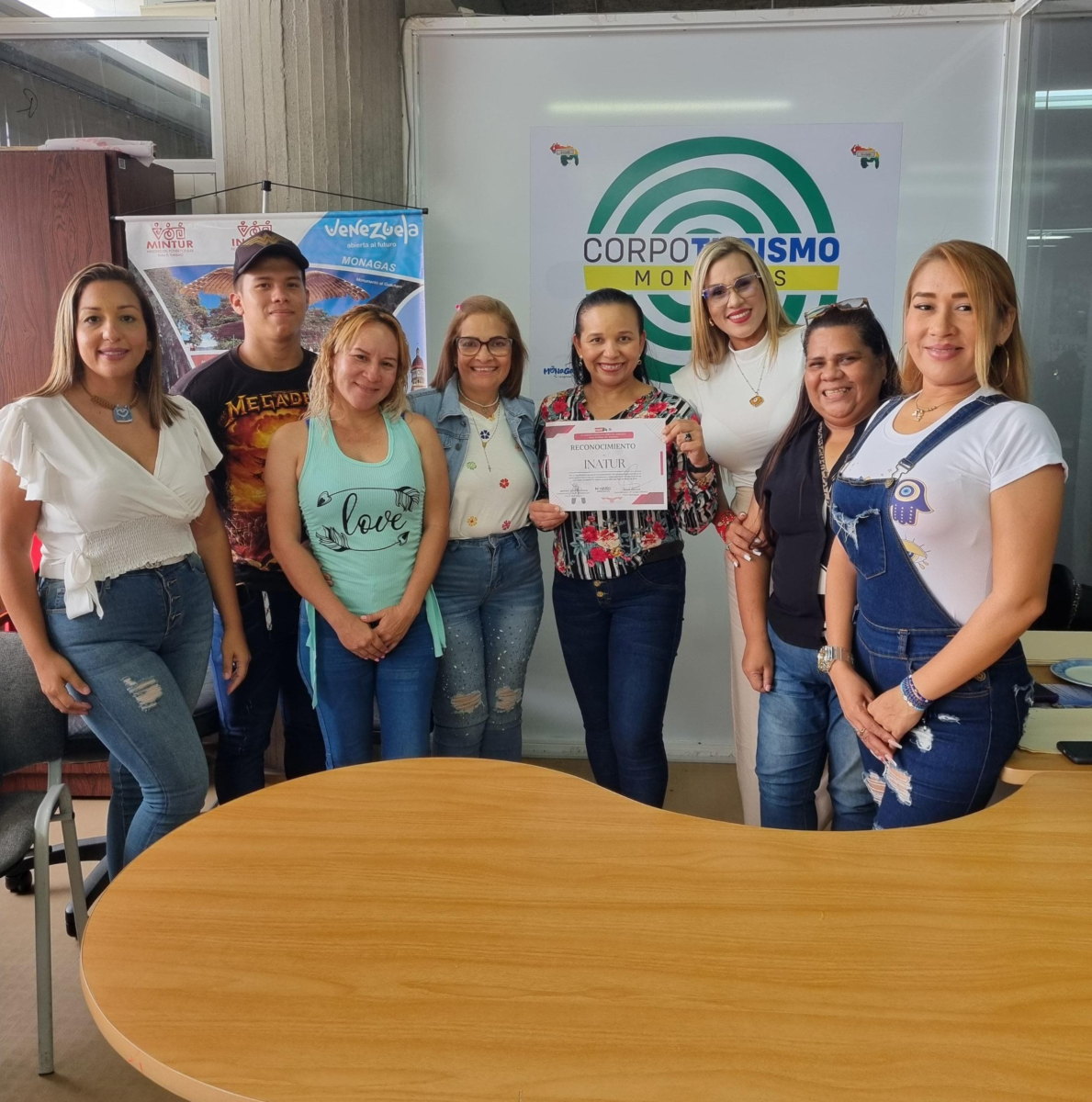 Madres de Corpoturismo e Inatur Monagas fueron agasajadas 4 madres de corpoturismo e inatur monagas fueron agasajadas laverdaddemonagas.com image 2