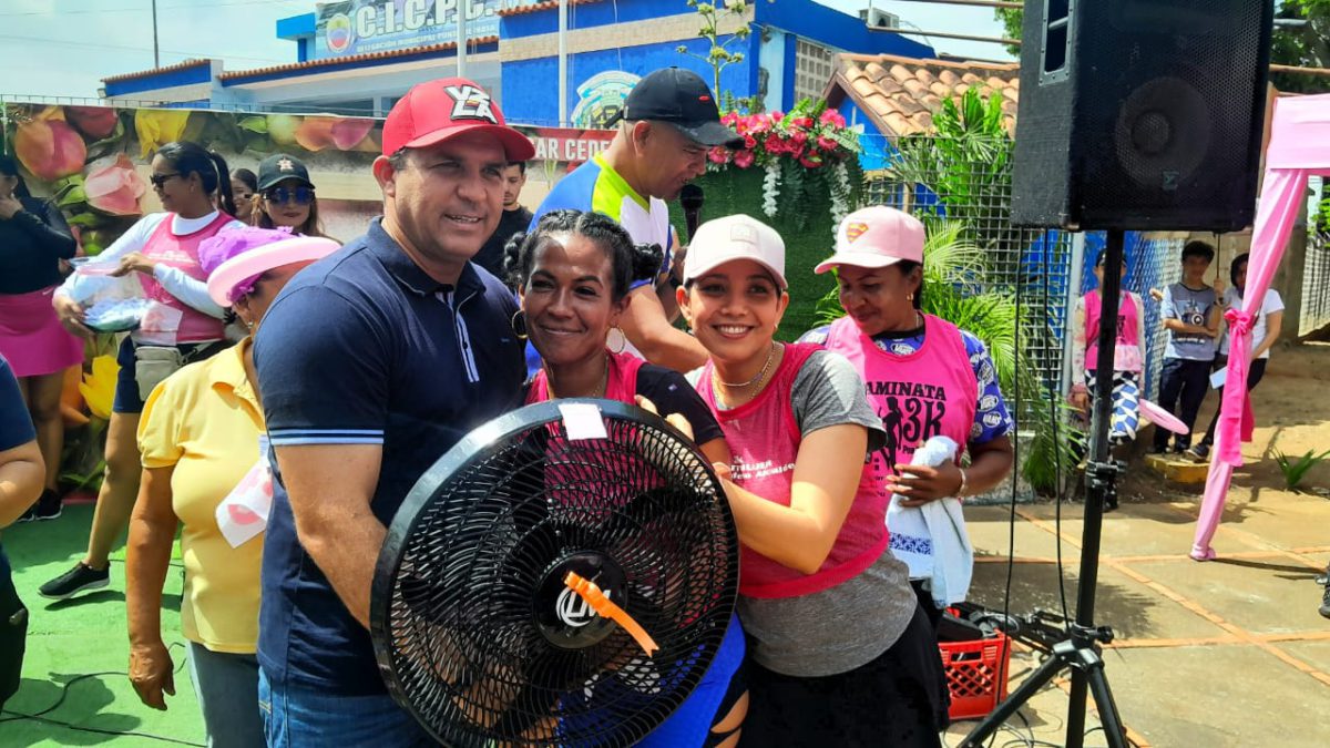 Madres de Zamora celebran su día con una caminata 3K 4 madres de zamora celebran su dia con una caminata 3k laverdaddemonagas.com madtres 3