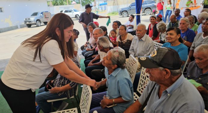 Más de 500 adultos mayores beneficiados con Jornada de Abuelos y Abuelas de la Patria