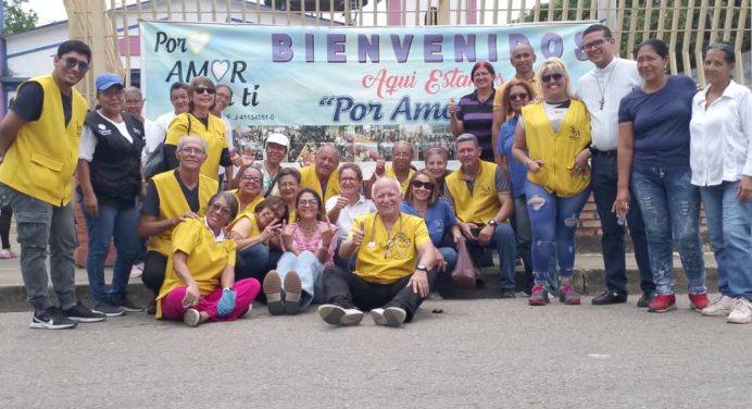 «Por amor a tí» llegó al sector Sabana Grande