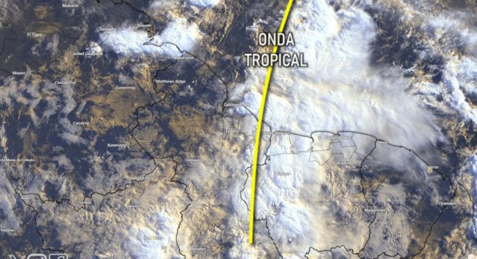 Primera onda tropical podría afectar con lluvias en zonas de Guayana, Monagas y Anzoátegui