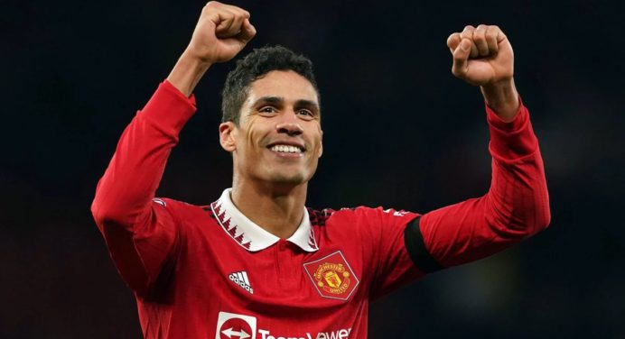 Raphaël Varane se despide del Manchester United