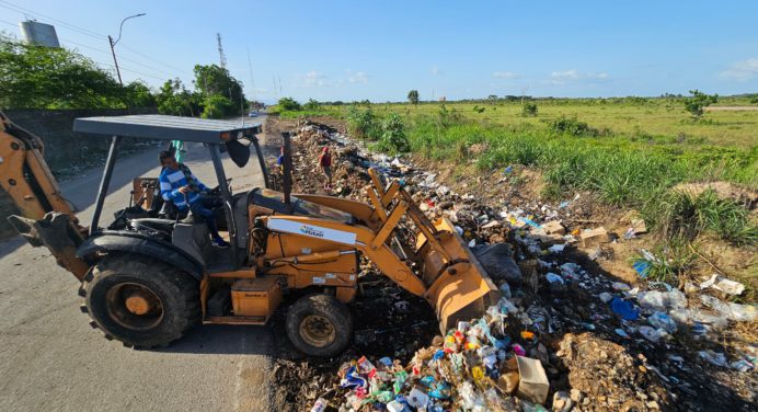 Retiran 90 toneladas de basura en la vía principal de José Tadeo Monagas