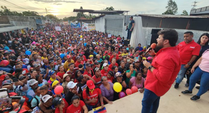 Sotillo se moviliza en respaldo al presidente Nicolás Maduro