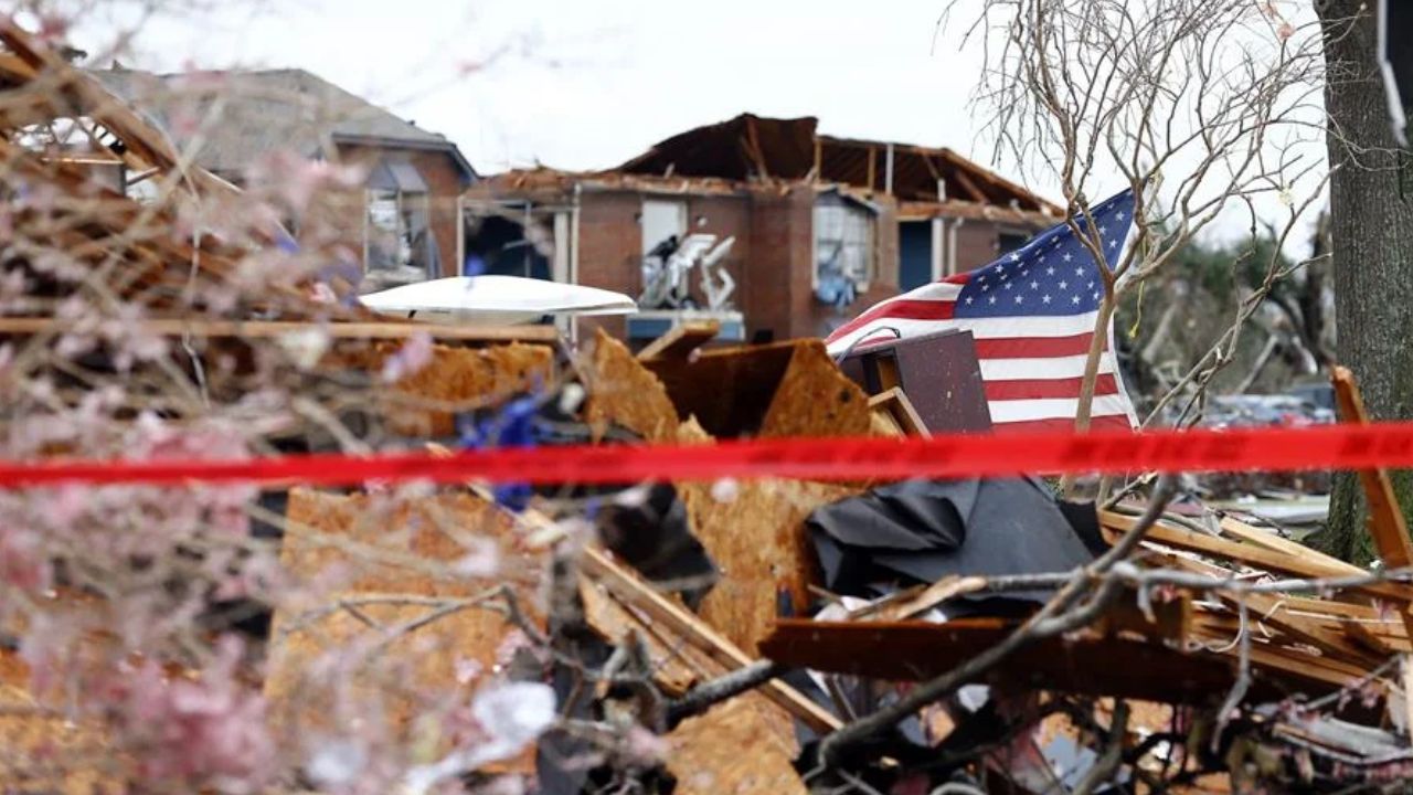 Suman 19 los muertos por tormentas y tornados en EEUU