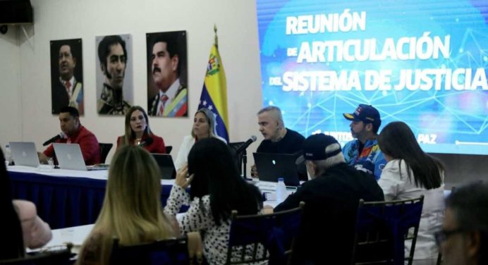 Venezuela traza una estrategia para abordar los retardos procesales