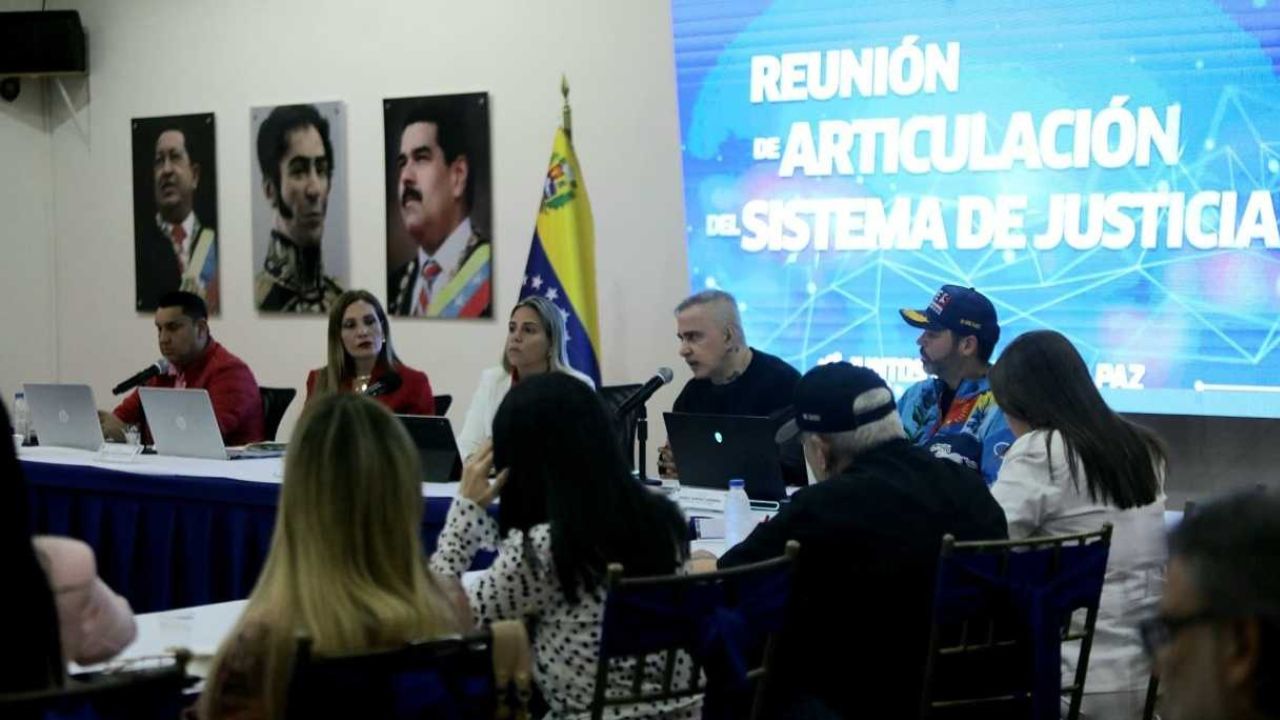 Venezuela traza una estrategia para abordar los retardos procesales