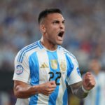 Argentina vence a Chile y se mete en cuartos